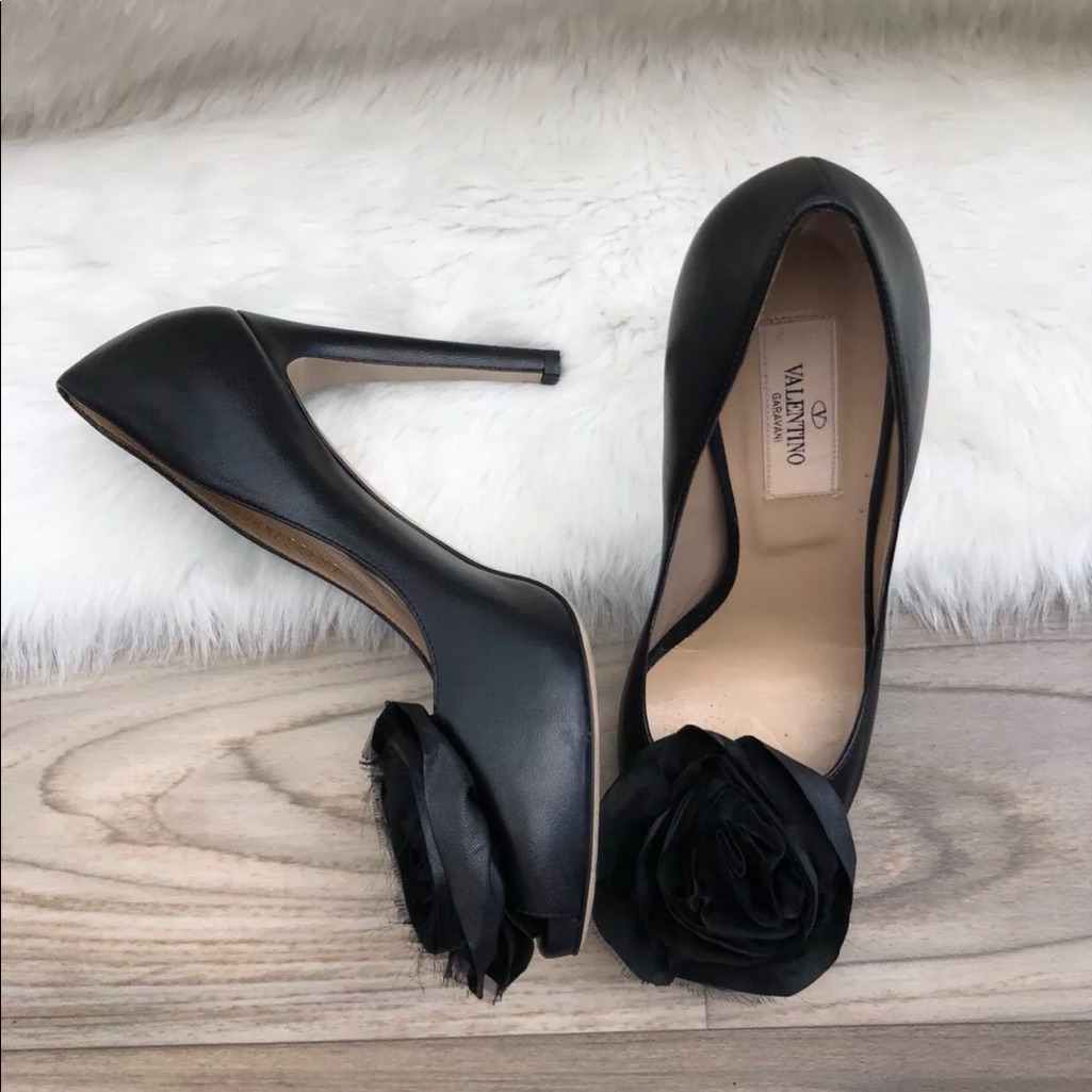 Valentino Peep Toe Pumps Rosette Black Leather 6.5